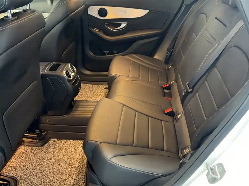 Mercedes-Benz GLC 2020 — фото 13