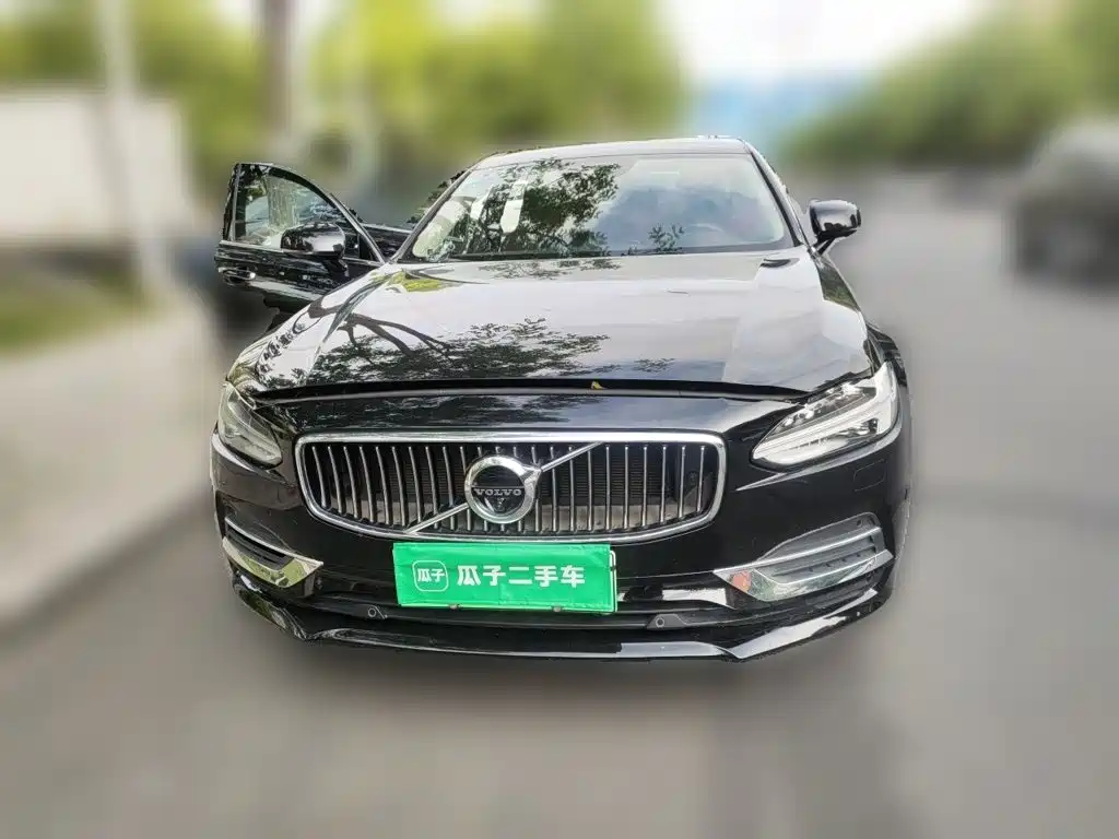 Volvo S90 PHEV 2019 — фото 24