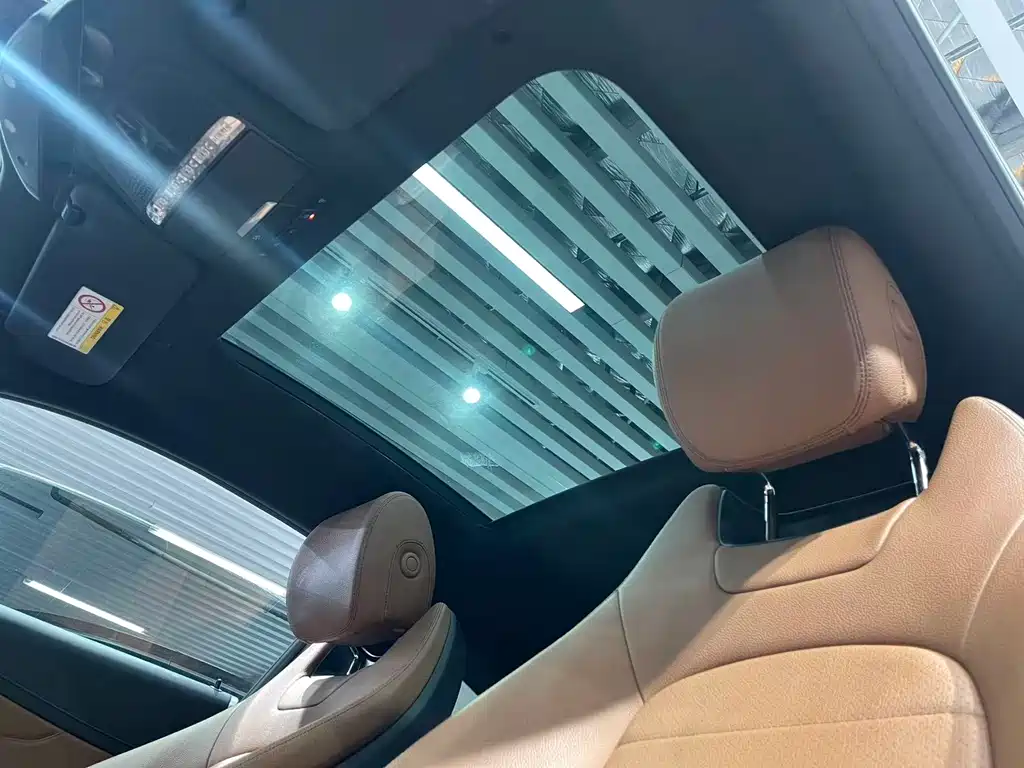 Mercedes-Benz C-Class 2019 — фото 15