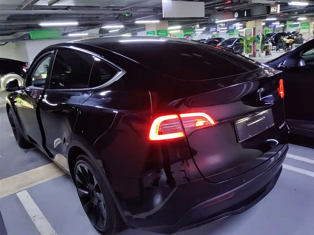 Tesla Model Y 2021 — фото 5