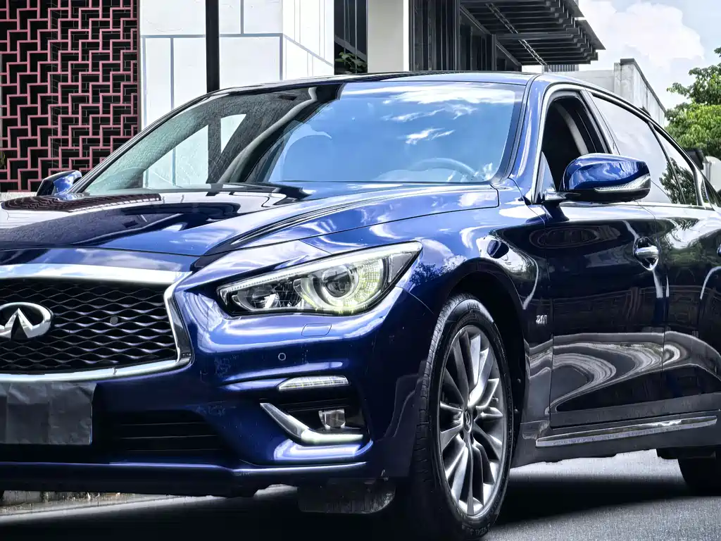 Infiniti Q50L 2018 — фото 8