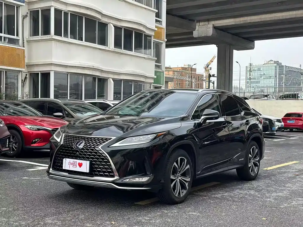 Lexus RX 2021