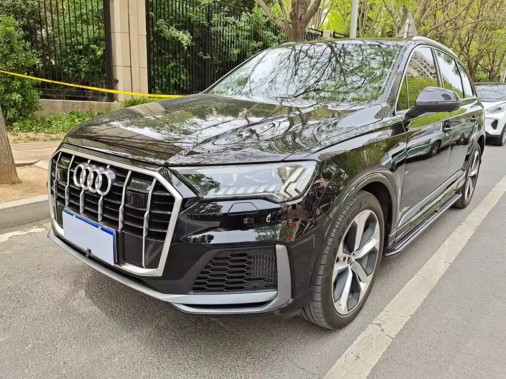Audi Q7 2021