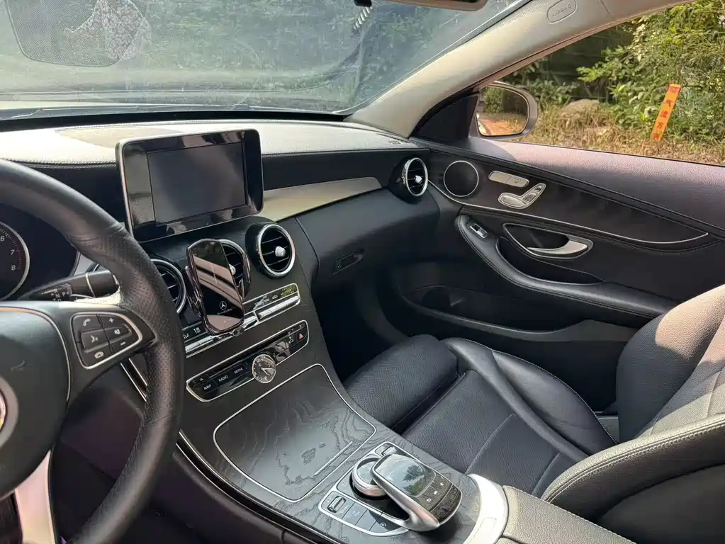 Mercedes-Benz C-Class 2018 — фото 8