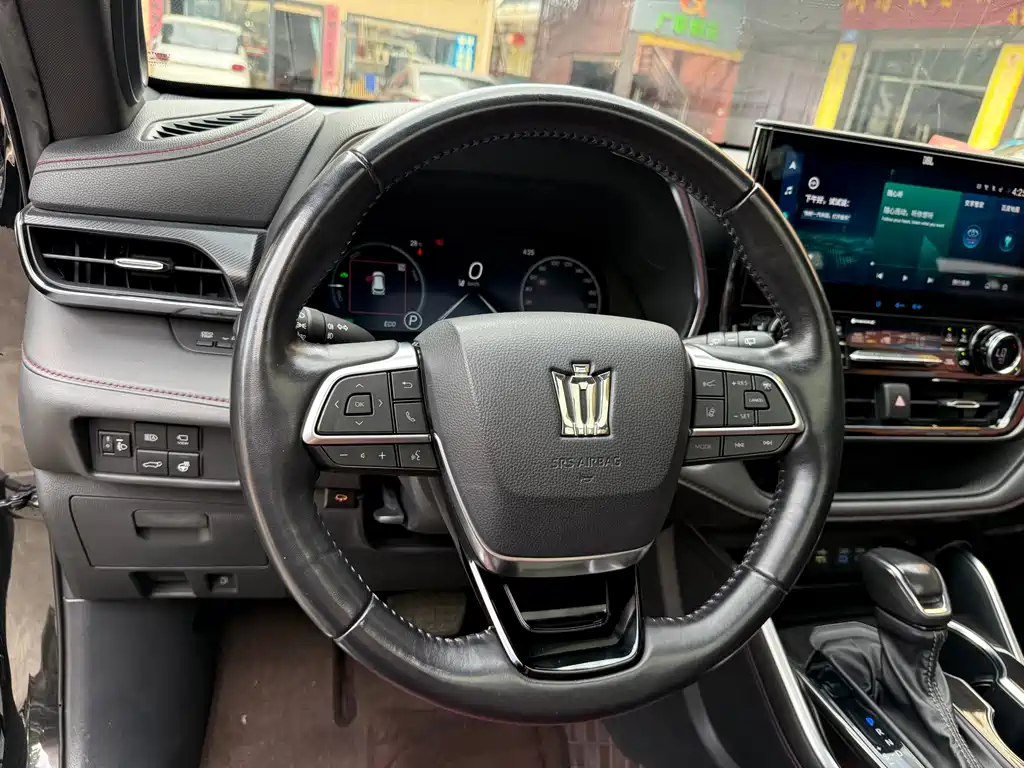 Toyota Crown Kluger 2021 — фото 15