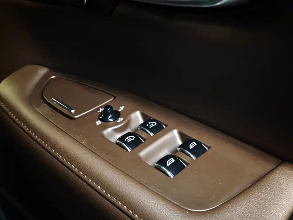 Volvo S90 PHEV 2023 — фото 19