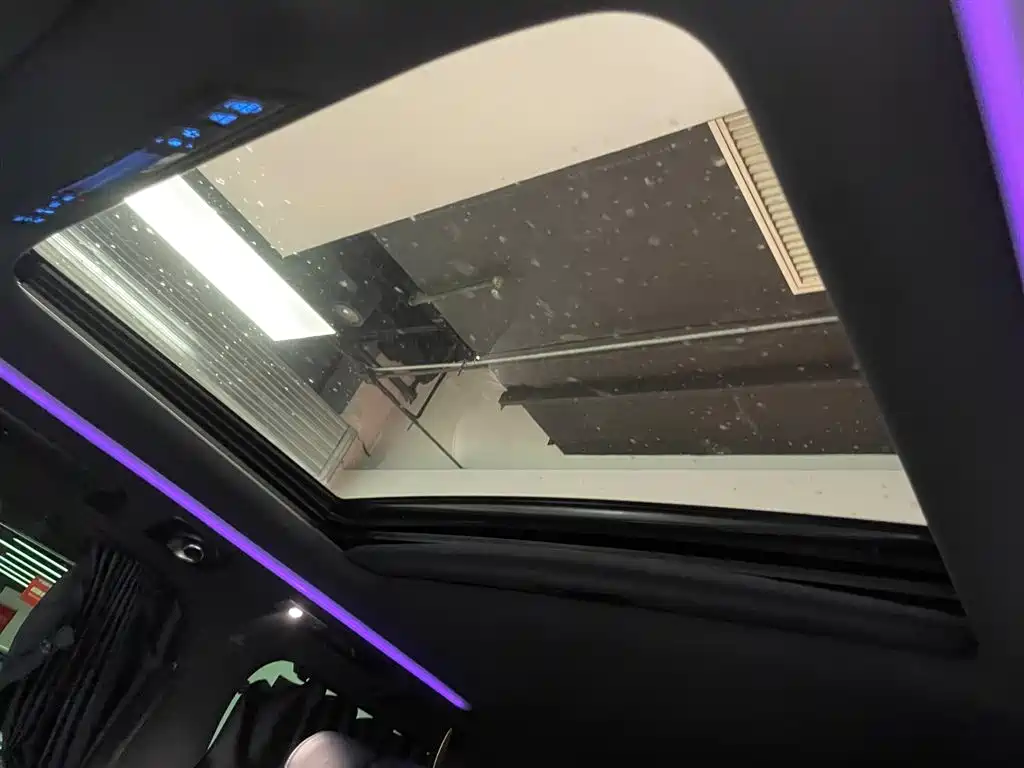 Toyota Alphard 2021 — фото 18