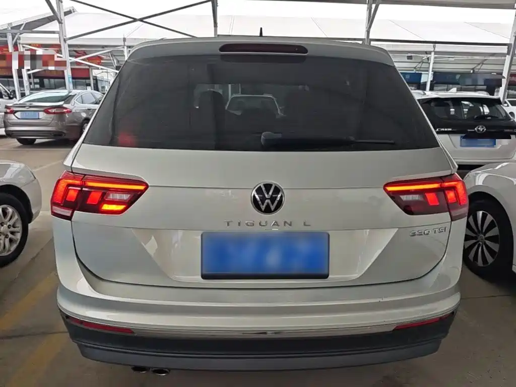 Volkswagen Tiguan L 2021 — фото 6