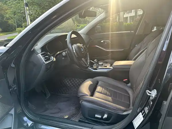 BMW 3 Series 2021