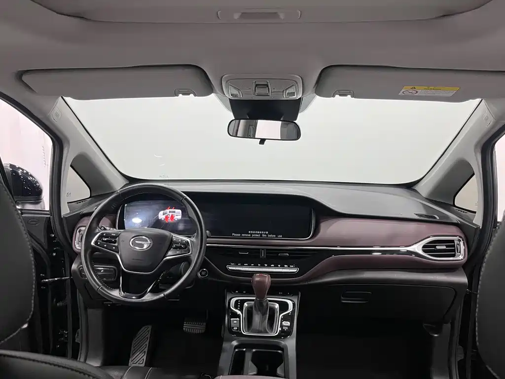 GAC Motor Trumpchi M6 2022 — фото 5