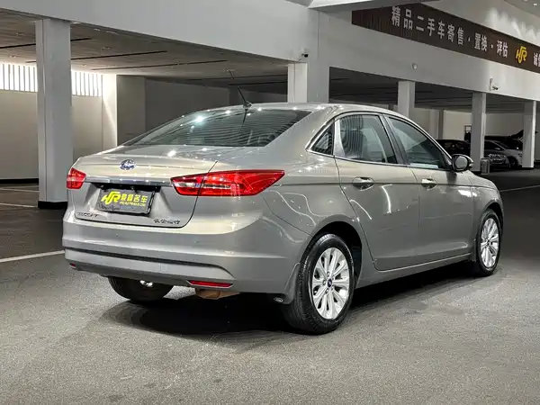 Ford Escort 2017