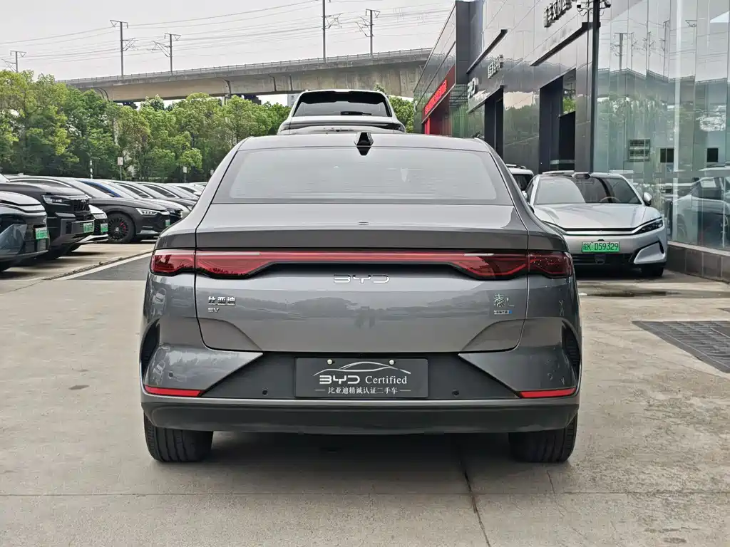 BYD Qin L 2025 — фото 10