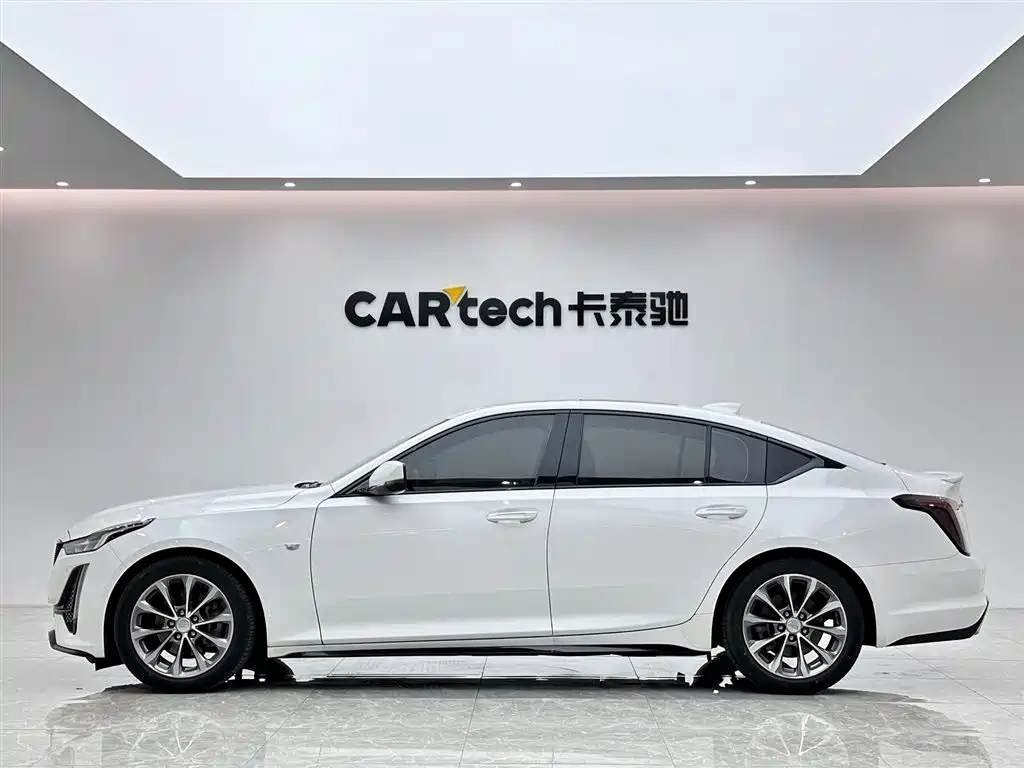 Cadillac CT5 2020 — фото 2