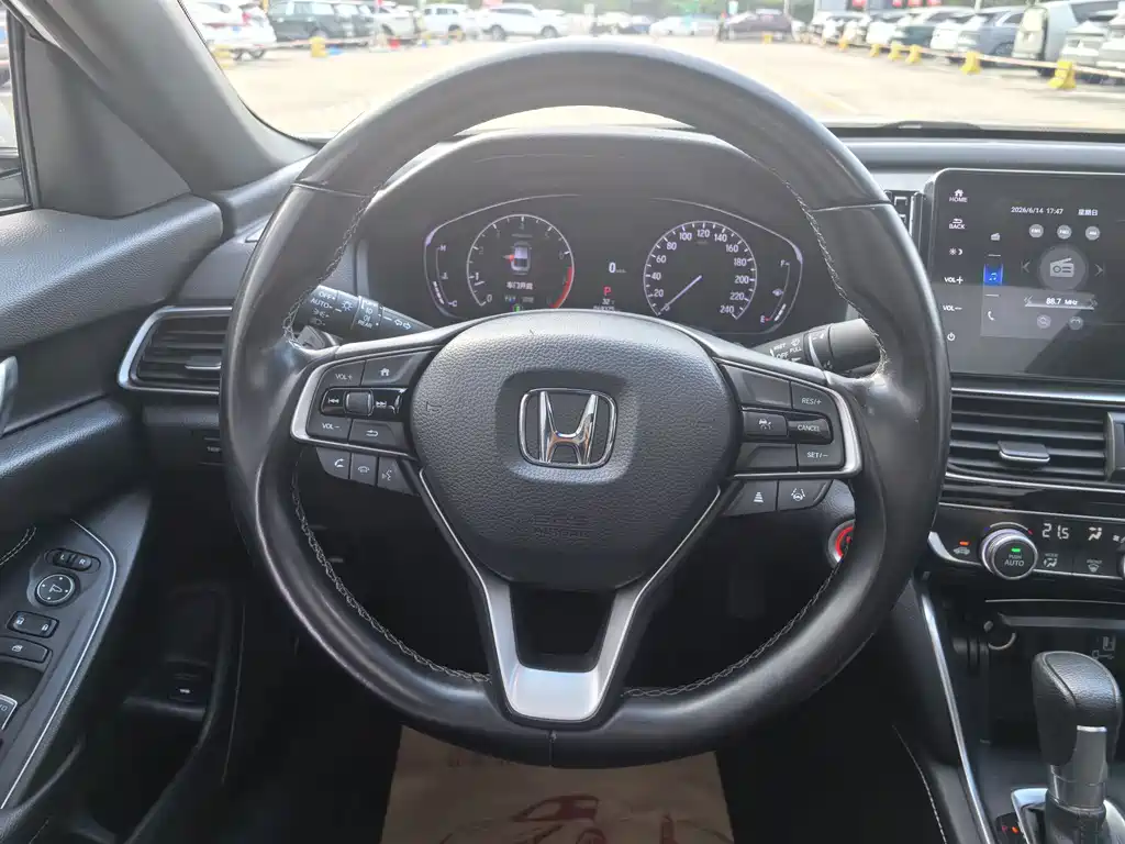Honda Inspire 2022 — фото 11