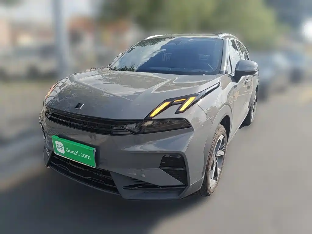 Lynk & Co 06 2025