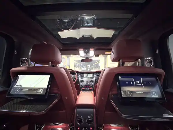 Rolls-Royce Cullinan 2024