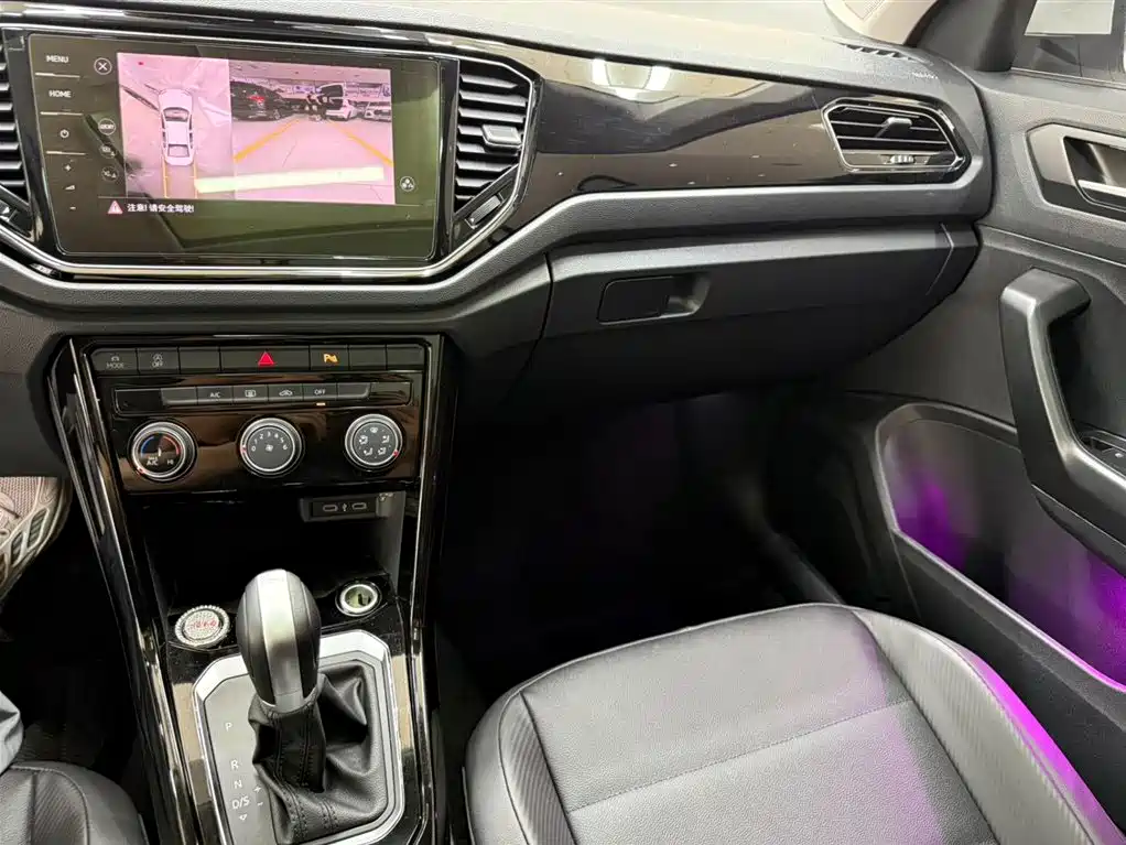 Volkswagen T-Roc 2022 — фото 17