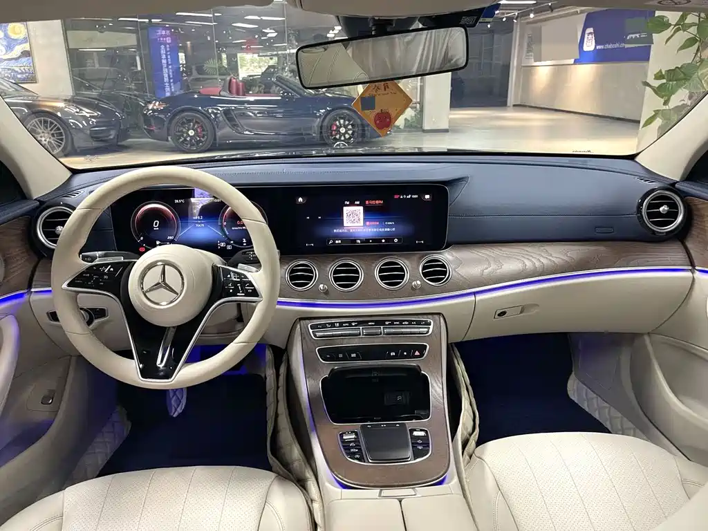 Mercedes-Benz E-Class 2021 — фото 9