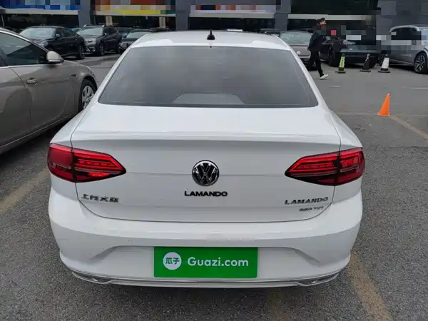 Volkswagen Lamando 2021