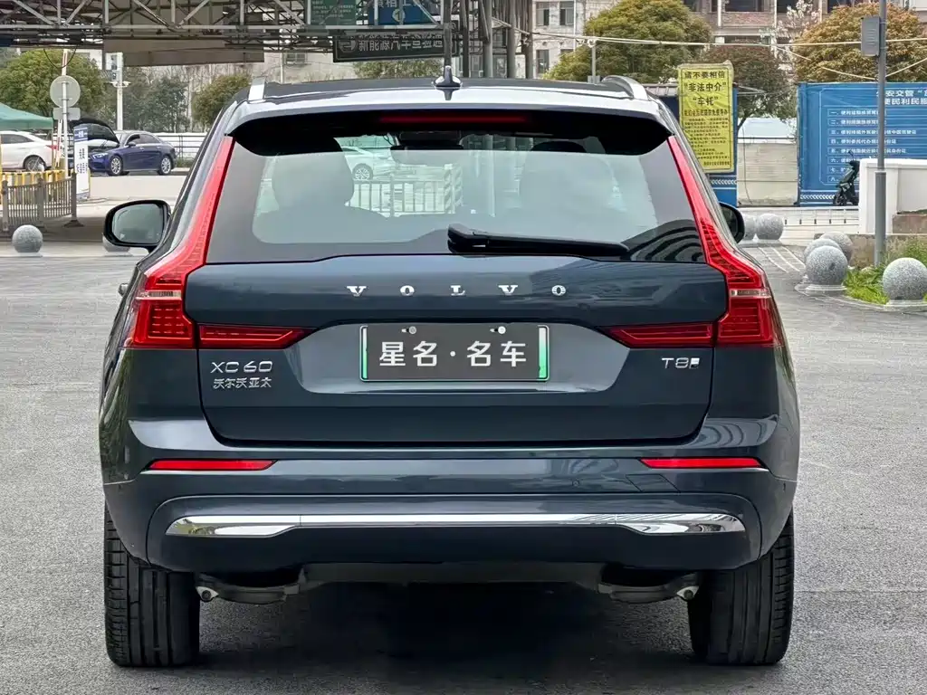 Volvo XC60 PHEV 2024 — фото 8