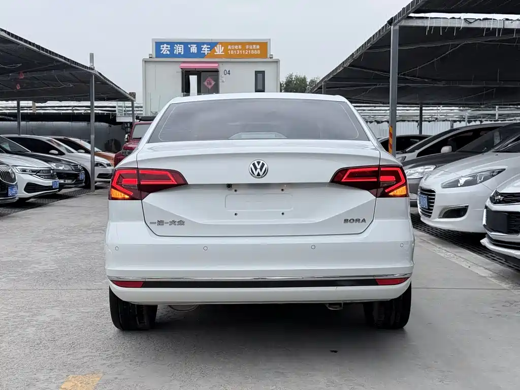 Volkswagen Bora 2018 — фото 12