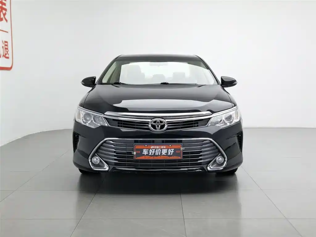 Toyota Camry 2015