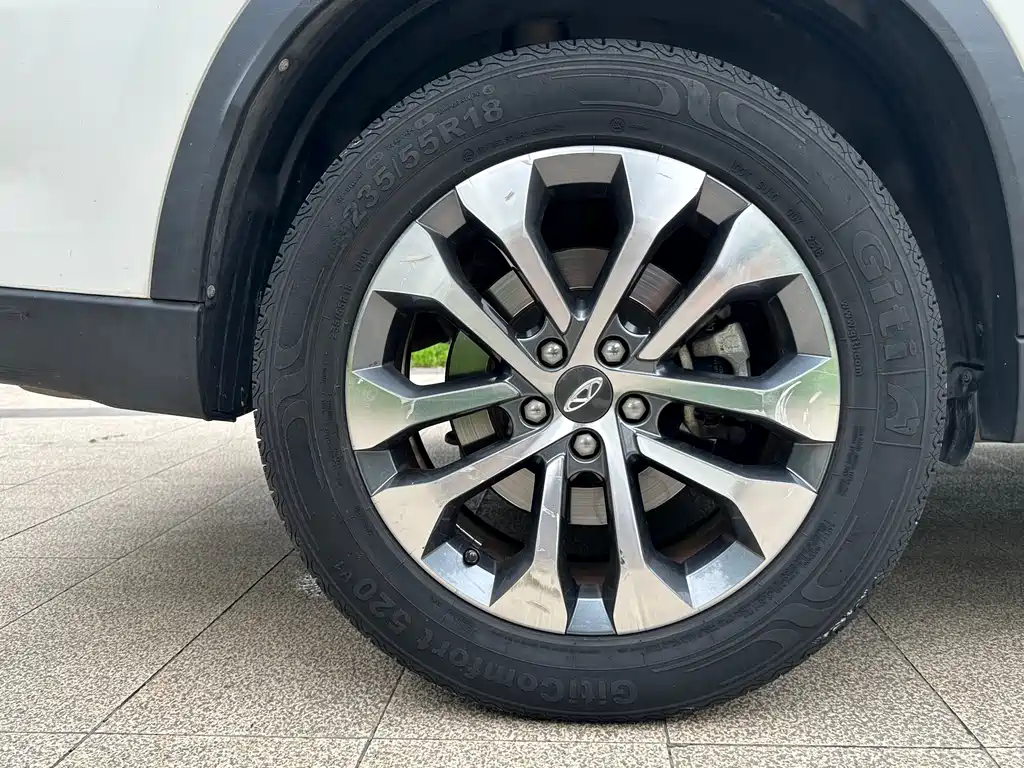 Chery Tiggo 8 2018 — фото 17