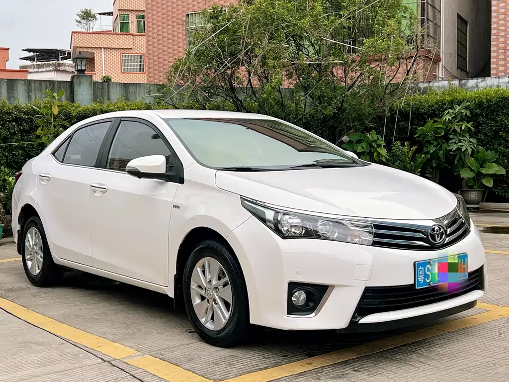 Toyota Corolla 2016 — фото 3