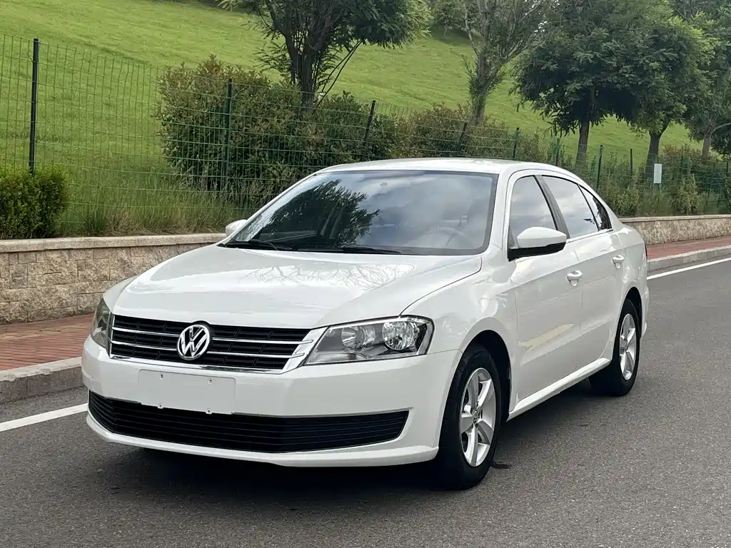 Volkswagen Lavida 2018 — фото 1