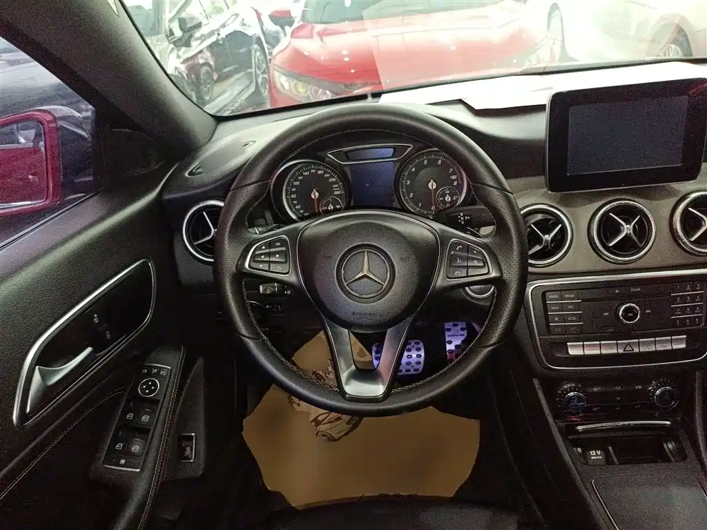 Mercedes-Benz CLA 2016 — фото 11
