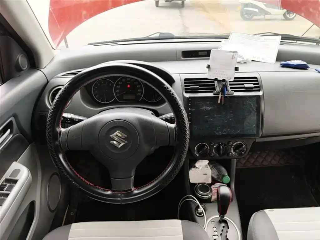Suzuki Swift 2016 — фото 11