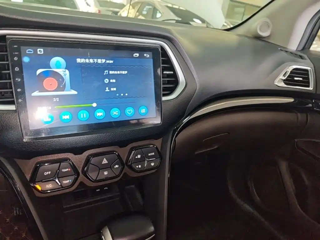 GAC Motor Trumpchi GS4 2017 — фото 10