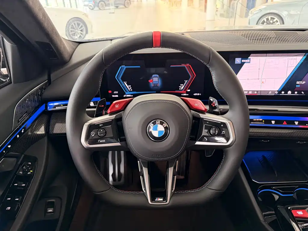 BMW M5 New Energy 2026 — фото 18