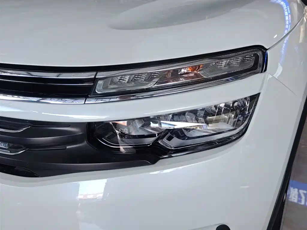 Citroen C5 AIRCROSS 2018 — фото 24