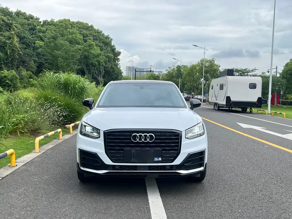 Audi Q2L 2021