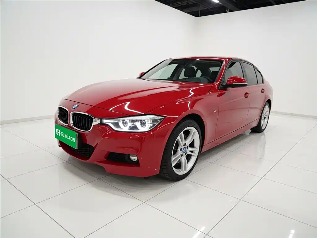 BMW 3 Series 2018 — фото 1