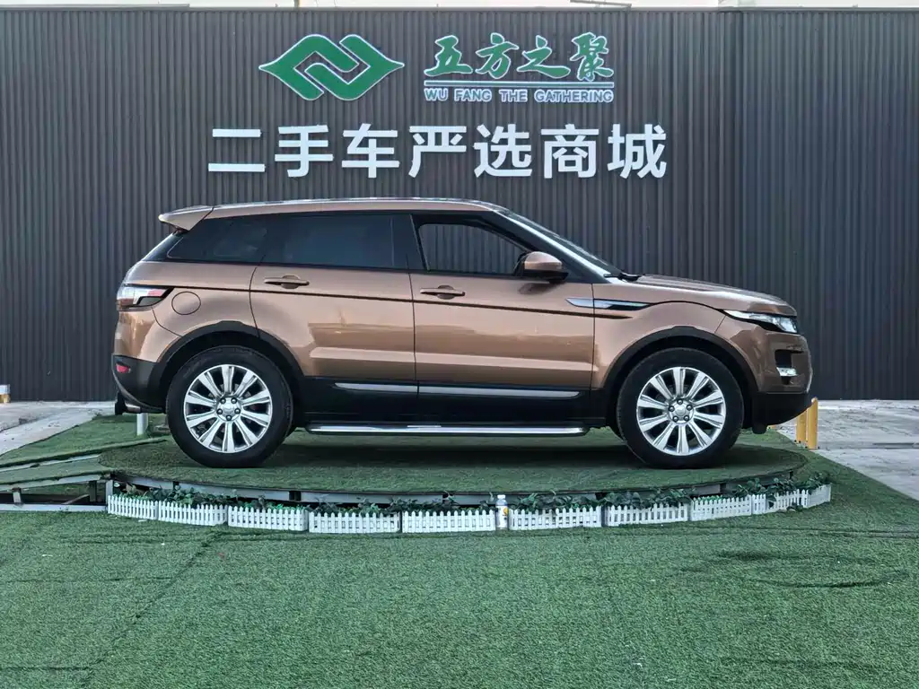 Land Rover Evoque 2016 — фото 17
