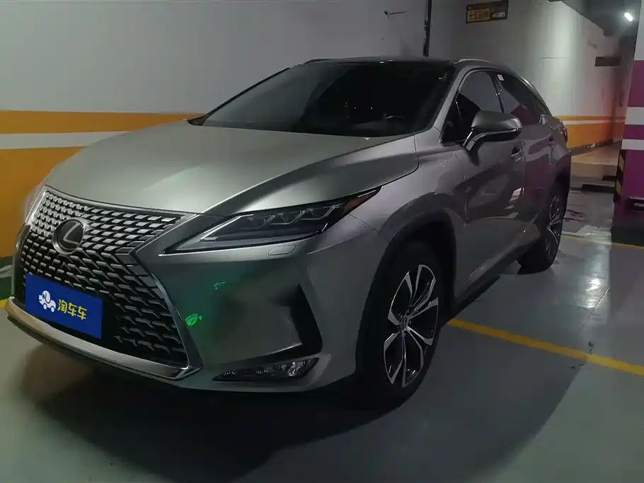 Lexus RX 2022