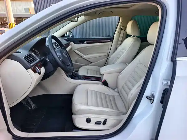 Volkswagen Passat 2013