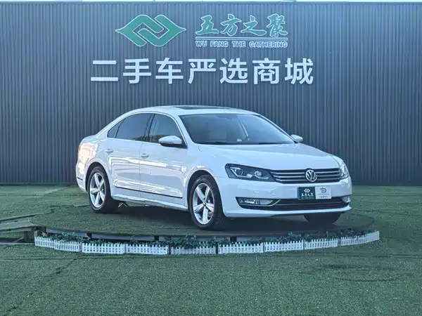 Volkswagen Passat 2013