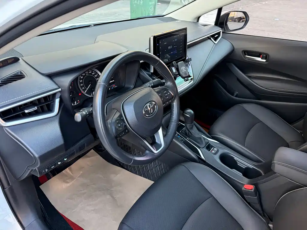 Toyota Corolla 2020 — фото 11