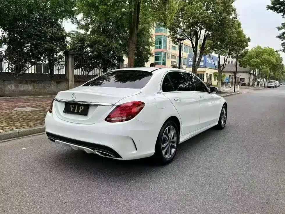Mercedes-Benz C-Class 2018