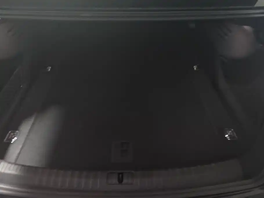 Audi A6L 2022