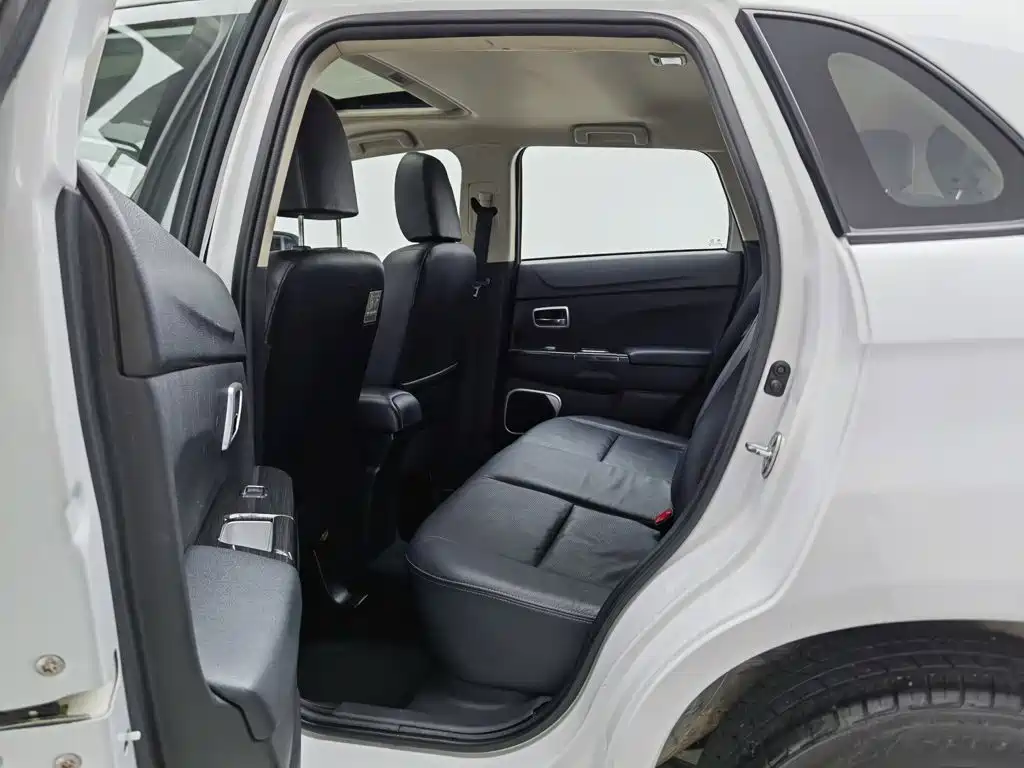 Mitsubishi Jinxuan ASX 2019 — фото 15