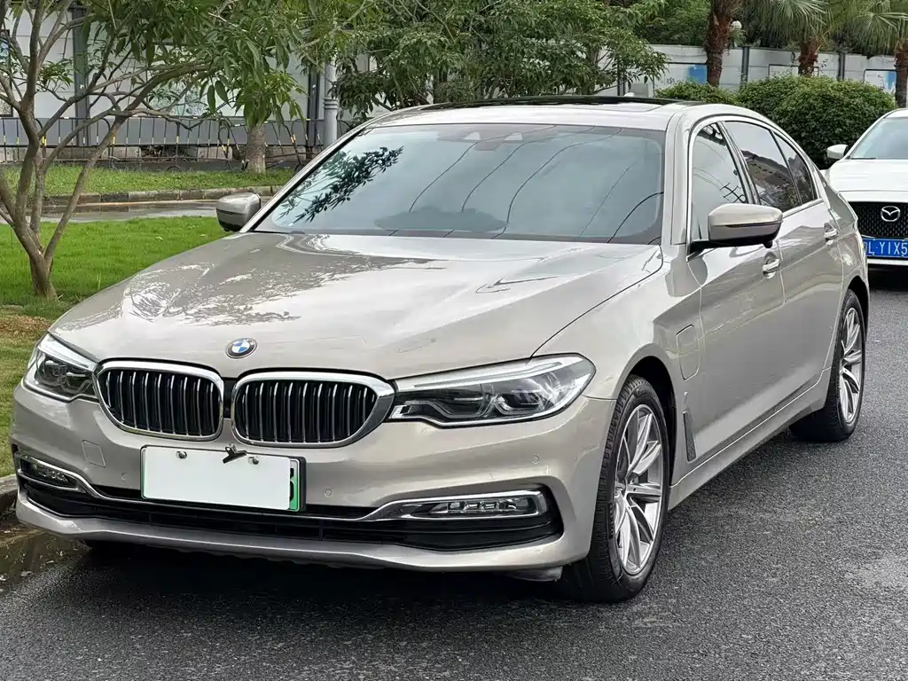 BMW 5 Series New Energy 2018 — фото 2