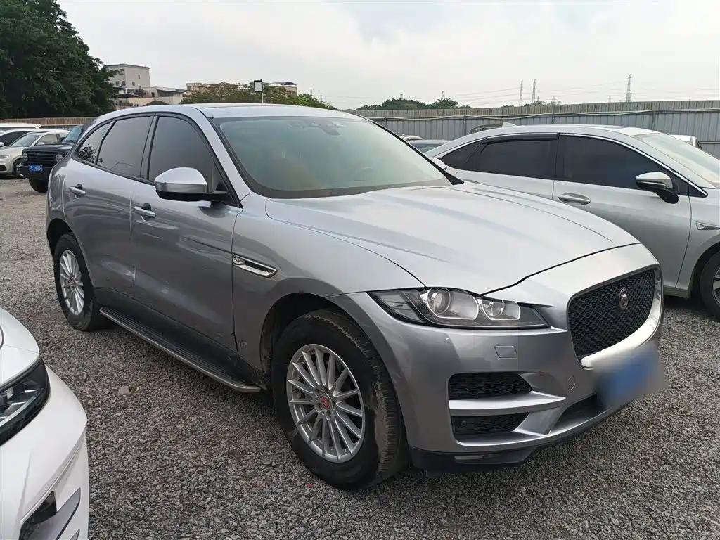 Jaguar F-PACE 2018 — фото 4