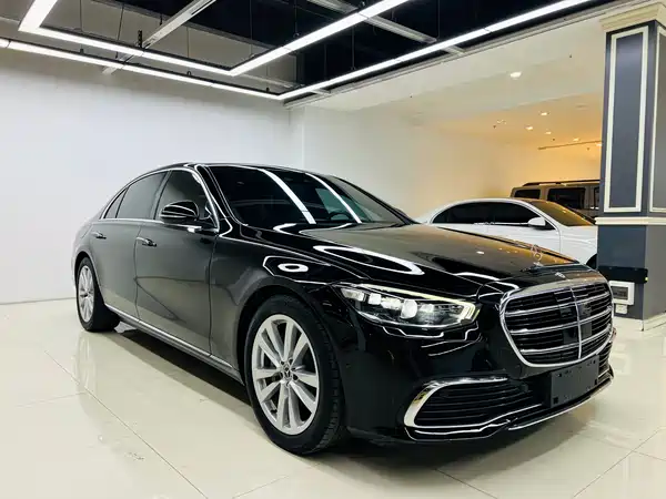 Mercedes-Benz S-Class 2022