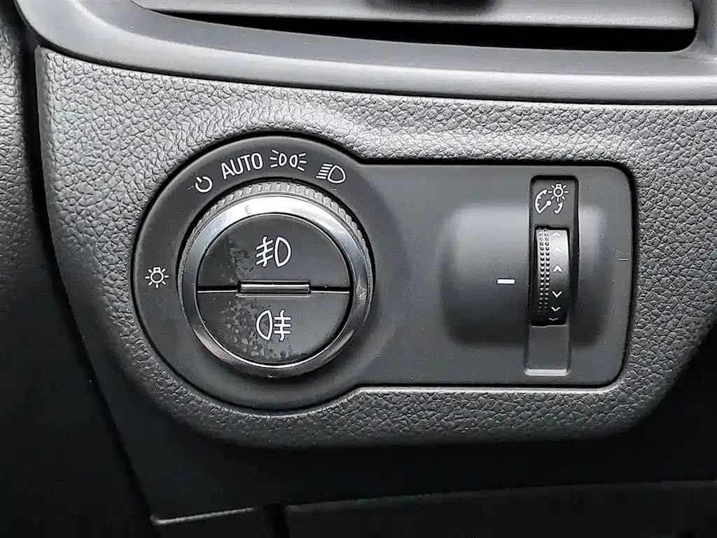 Buick Envision Plus 2015 — фото 21