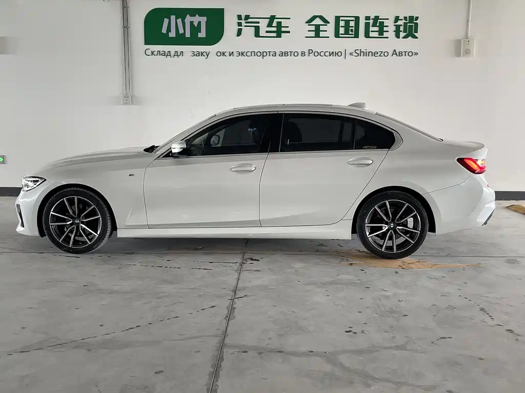BMW 3 Series 2022
