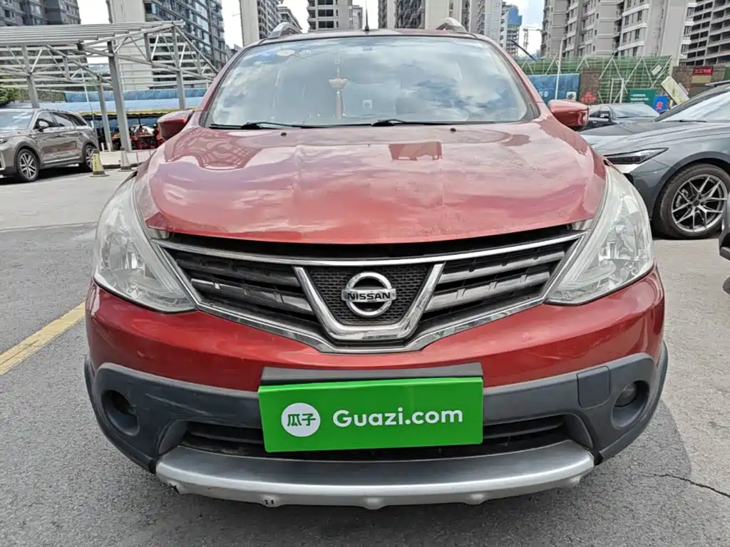 Nissan Livina 2015